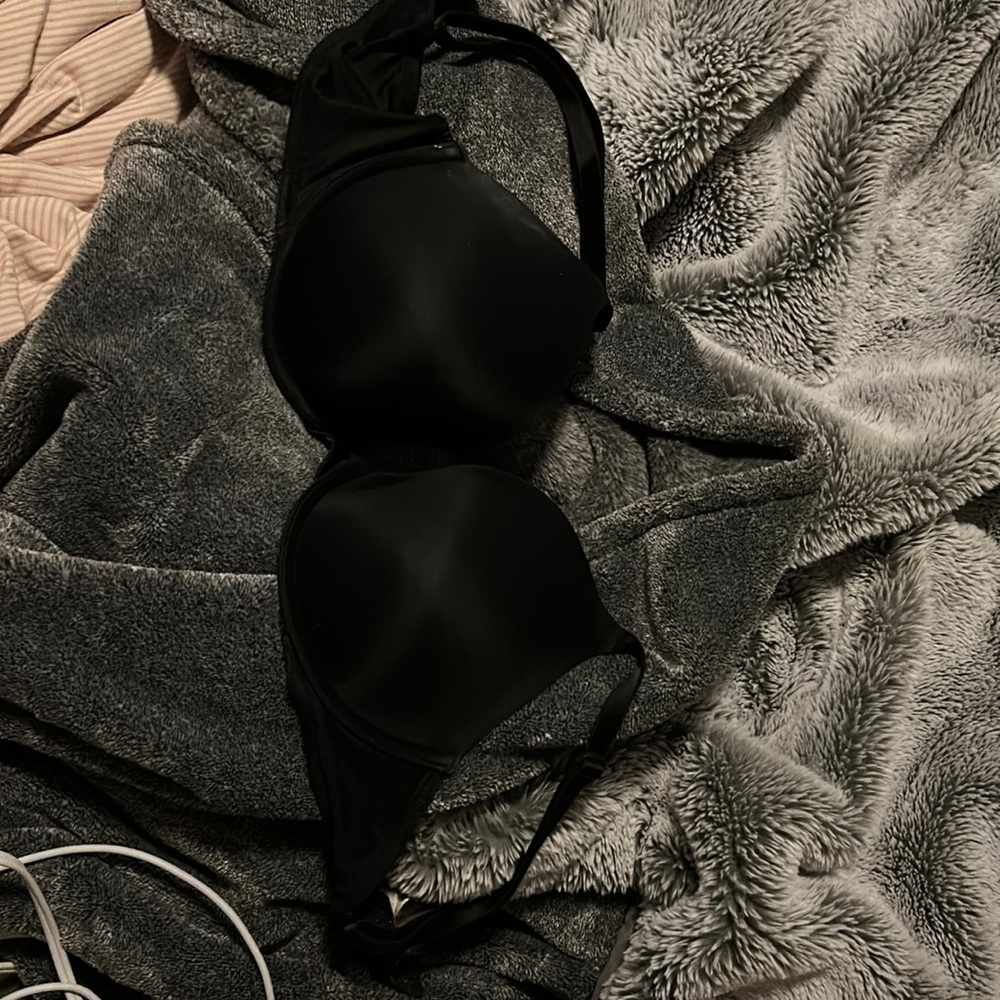 black pink bra